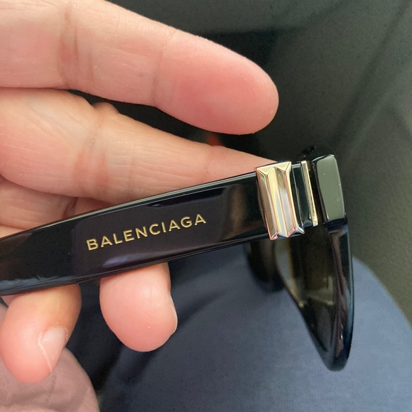 Balenciaga Sunglass Authentic - Picture 1 of 7